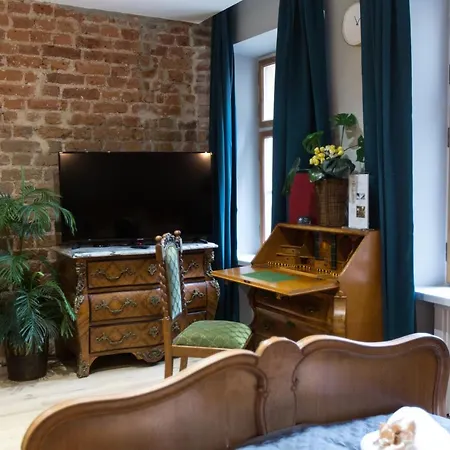 Luxury In The Heart Of The Old Town Apartment