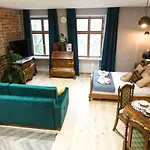 Luxury In The Heart Of The Old Town